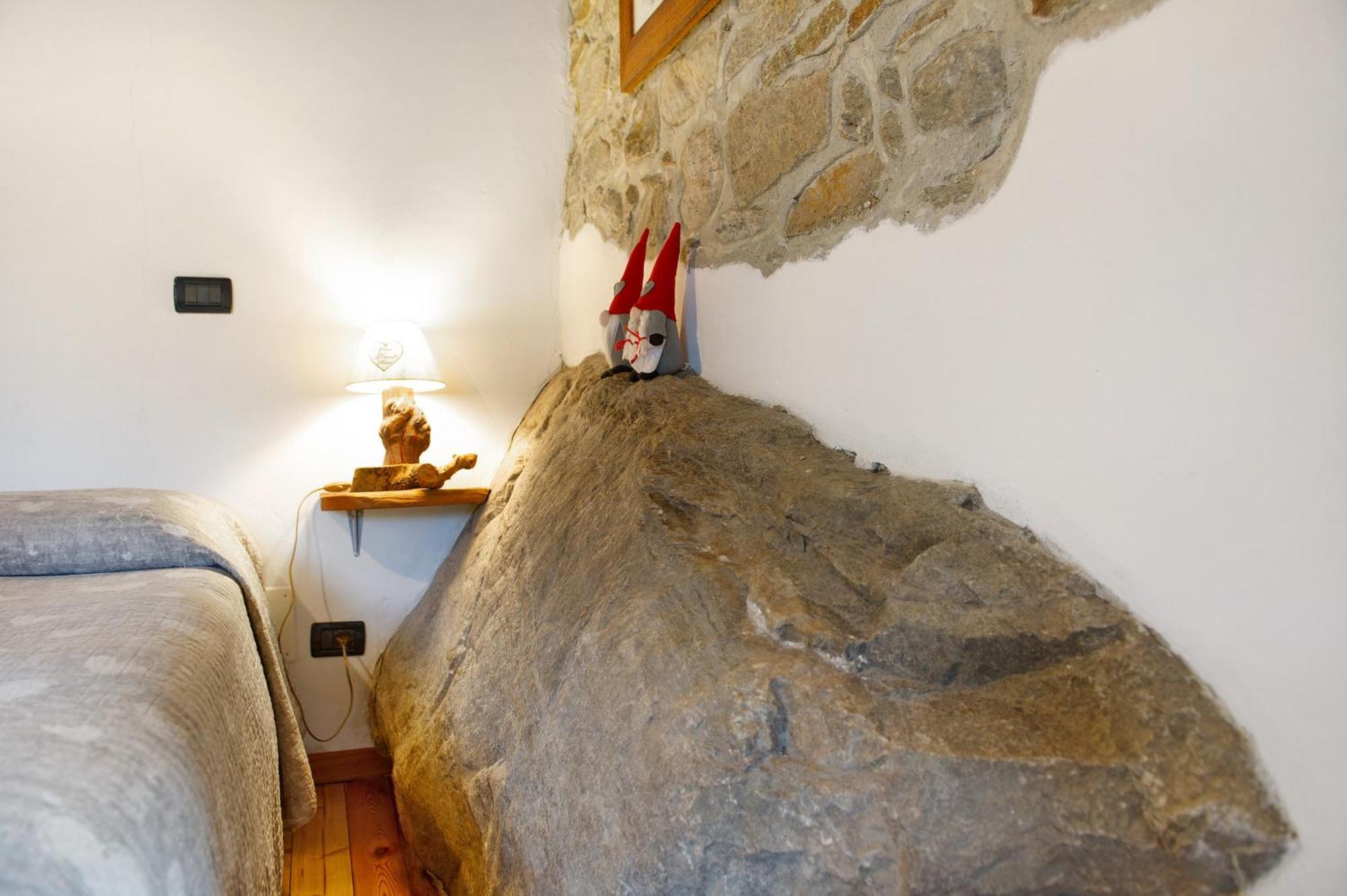 B&B Mont Mars Fontainemore ภายนอก รูปภาพ